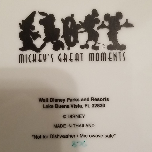 Disney plate - Picture 3 of 3
